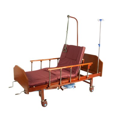 Tıbbi kahverengi metal yarı otomatik yatağa ile Bordo yatak üzerinde beyaz izole jantlar