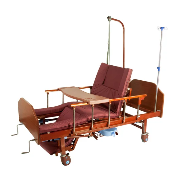 医療の茶色の金属の半自動ベッド白で隔離ブルゴーニュのマットレスと車輪の上 — ストック写真