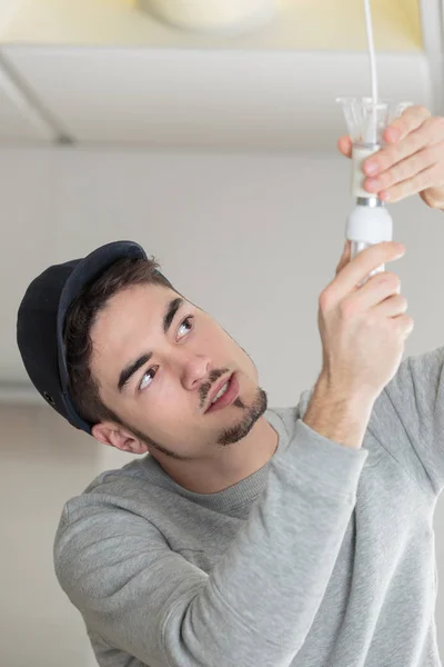 Wijzigen van het licht en werk — Stockfoto