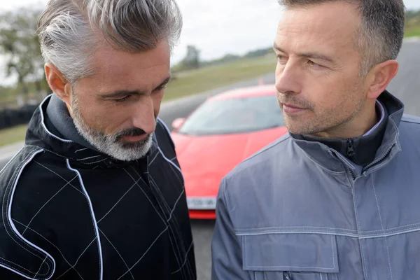 Dois Homens Carro Rápido — Fotografia de Stock