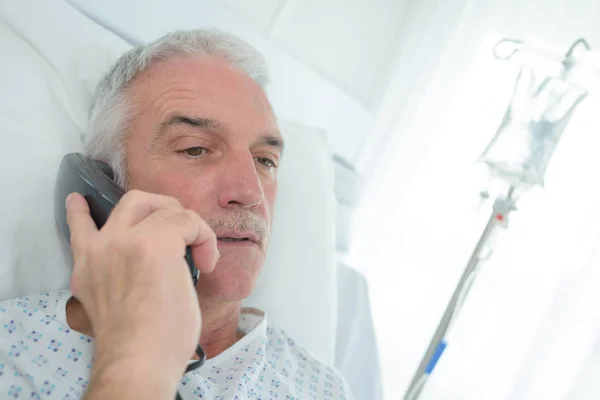 Abuelo Teléfono Hospital — Foto de Stock