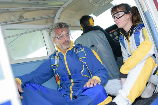 Skydiver Cemas Untuk Lompatan Pertama — Stok Foto