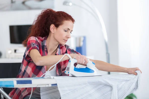 Doing Household Chores Iron — Stock Photo, Image