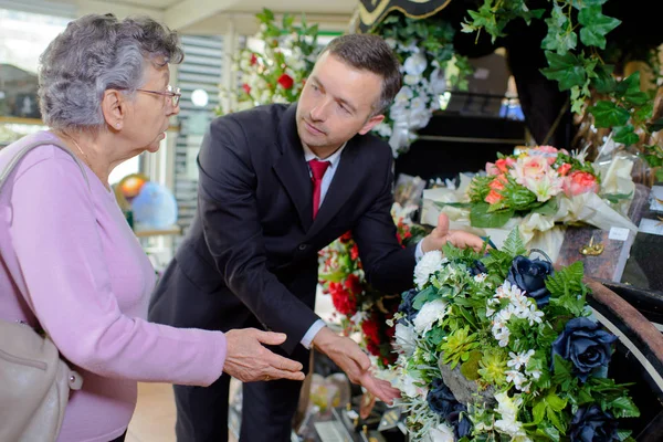 Elderly Woman Buying Flowers Funeral Service — Stock Photo, Image