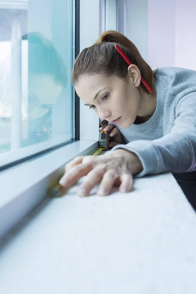 Den fönsterytan och arbete — Stockfoto