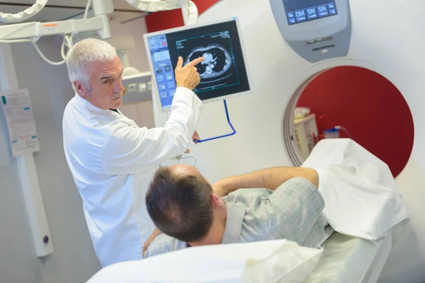 Showing What Seen Mri — Stock Photo, Image