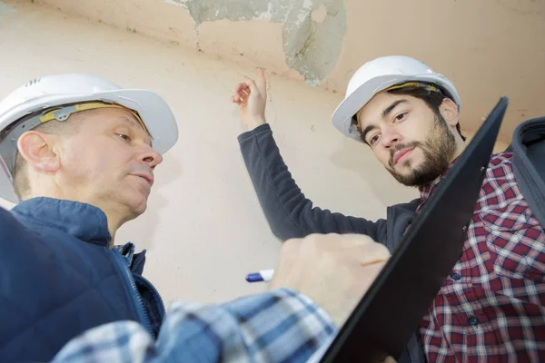 Liste Des Zones Défauts Dans Bâtiment — Photo