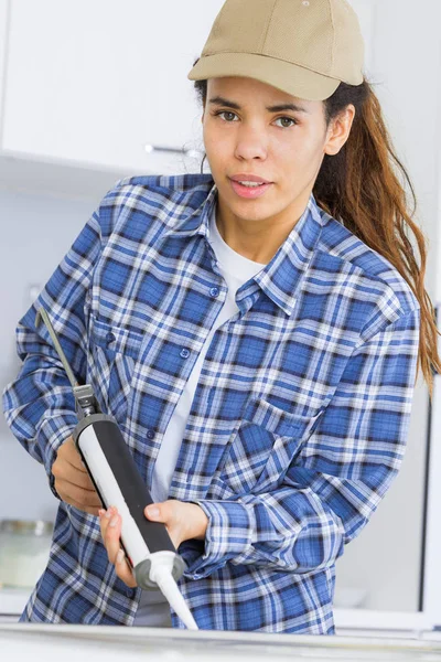Female diy worker and worker — Stock Photo, Image