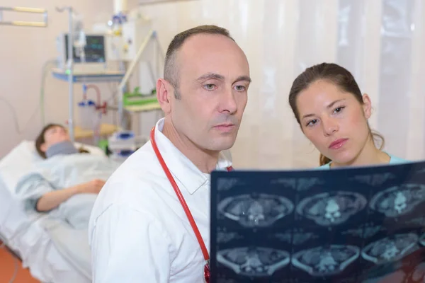 Patienter radiologi resultatet — Stockfoto