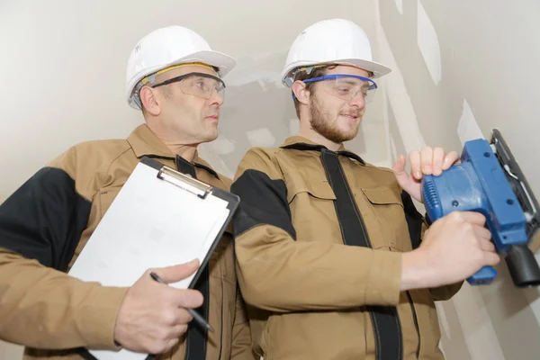 Polijsten Van Muur Met Een Machine — Stockfoto