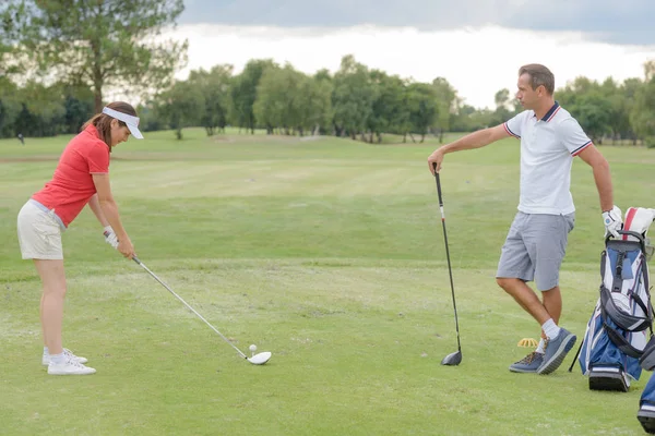 Ženy Zase Golf — Stock fotografie