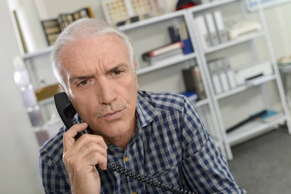 Man Phone Office — Stock Photo, Image