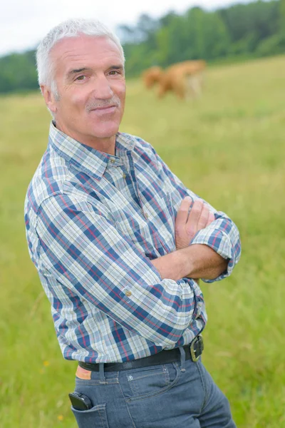 Retrato Homem Campo — Fotografia de Stock