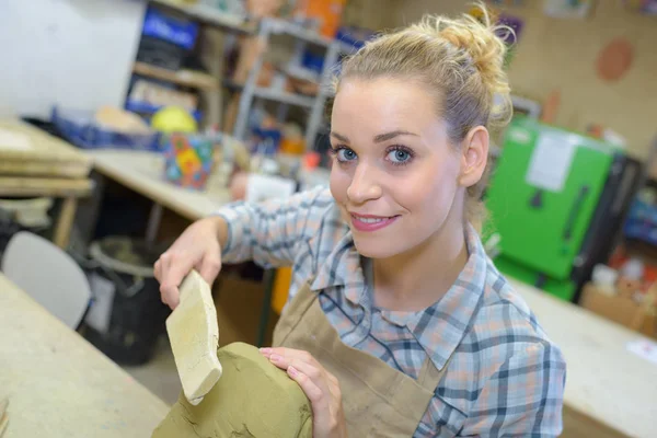 Retrato Artista Femenina Escultura — Foto de Stock