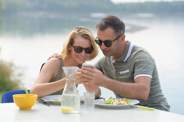 Mooie Paar Lunch Restaurant — Stockfoto