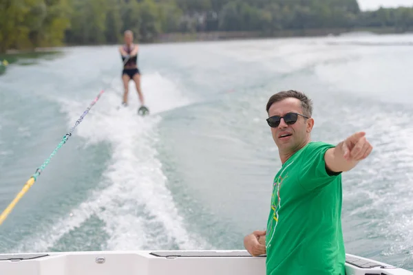 Wake Boarding Och Ski Vatten — Stockfoto