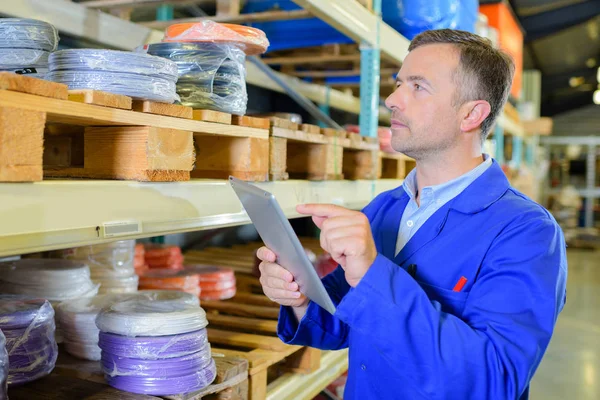 Impiegato Materiale Che Suo Lavoro — Foto Stock