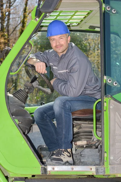 Baumaschinenführer Und Landwirtschaft — Stockfoto