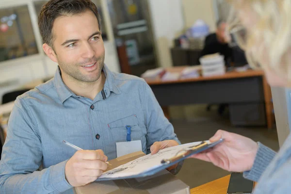 Ondertekening Van Een Levering Levering — Stockfoto