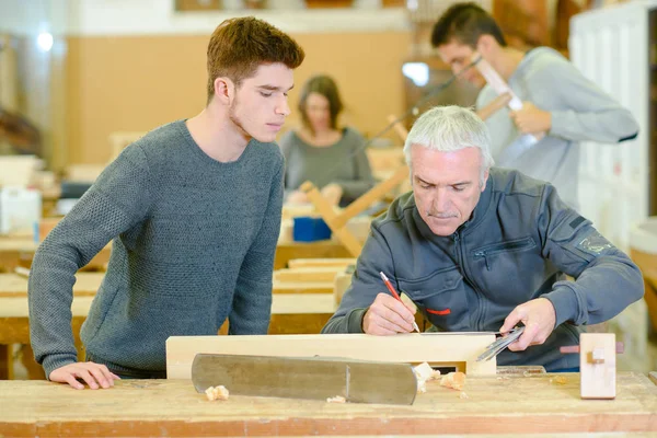 Carpenter Apprentice Workshop — Stock Photo, Image