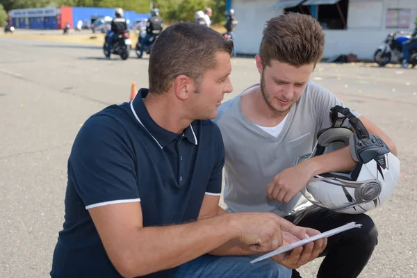 Pause Pour Une Autre Leçon Moto — Photo