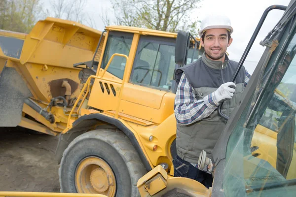 Portret van mannelijke civiele ingenieur — Stockfoto