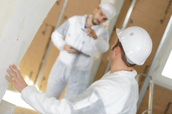 Portrait of team of plasterers — Stock Photo, Image