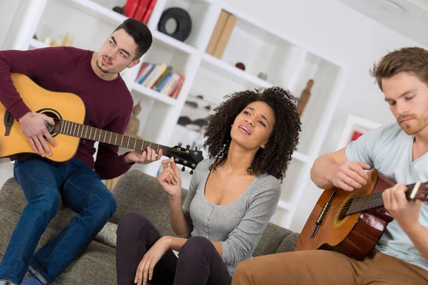 Grupo Musical Jovem — Fotografia de Stock