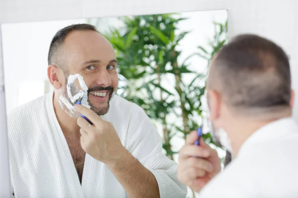 Man Shaving Concept — Stock Photo, Image