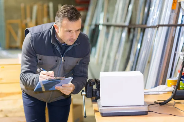 Man Measuring Large Machine Part Factory — Stock Photo, Image