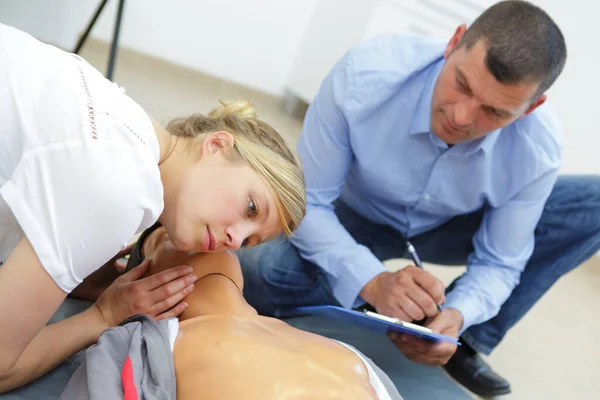 Dummy Treinamento Cpr Atualização Emergência Médica — Fotografia de Stock