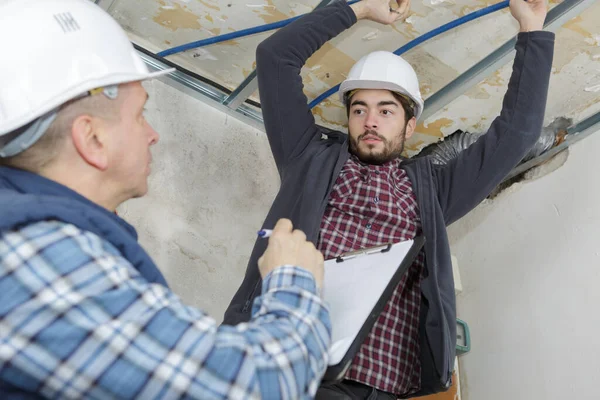 Montering Metallram För Gipsväggen — Stockfoto