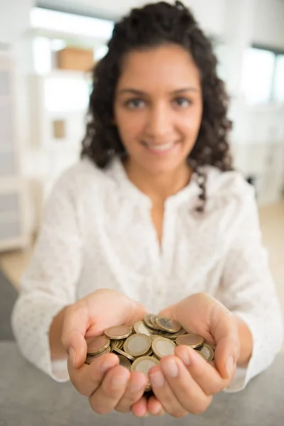 Mujer Sosteniendo Monedas Euro Sus Manos Ventosas —  Fotos de Stock