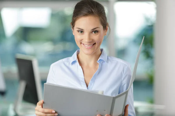 Happy Business Woman Folder Office Tablet — Stock Photo, Image