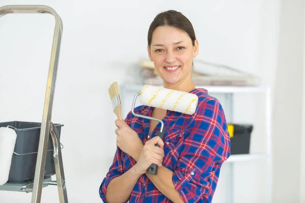 Smiling Girl Standing Paint Roller Brush — Stock Photo, Image