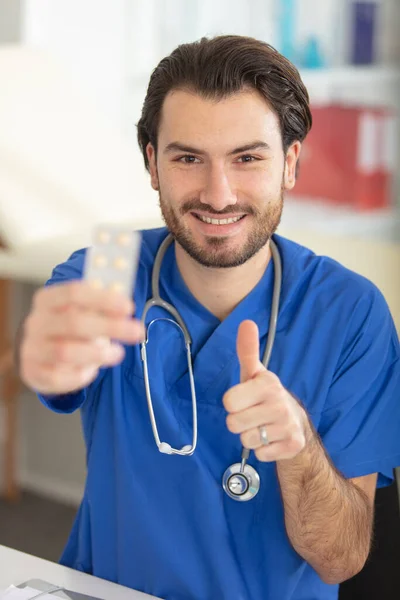 Arzt Mit Einer Flasche Pillen Medizinisches Konzept Gesundheitswesen — Stockfoto