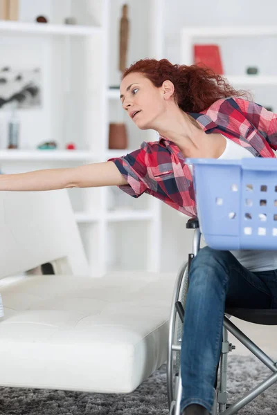 Disabled Woman Struggling Household Tasks — Stock Photo, Image