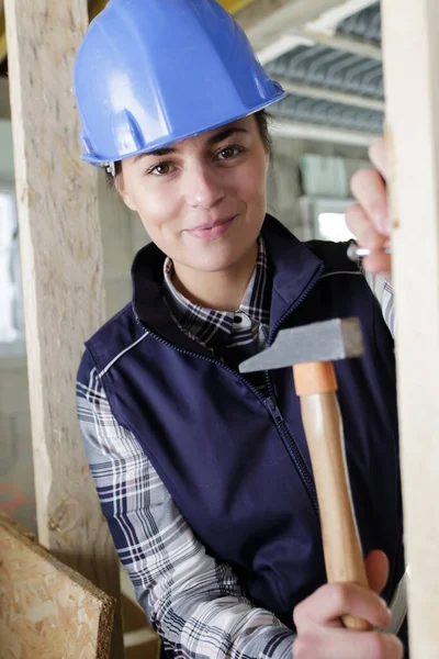 Mujer Feliz Trabajador Sitio Construcción — Foto de Stock