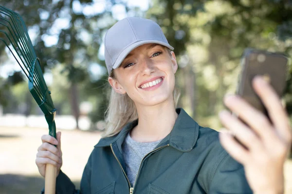 Portrait Beautiful Woman Gardener Taking Selfie — Stock Photo, Image