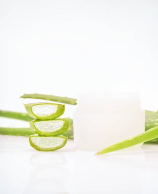 Doğal organik aloe vera krem