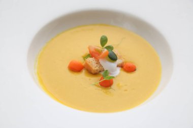 Plaka çorba üstten görünüm