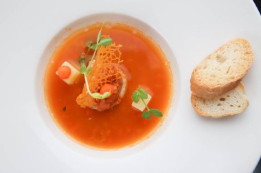 Plaka çorba üstten görünüm