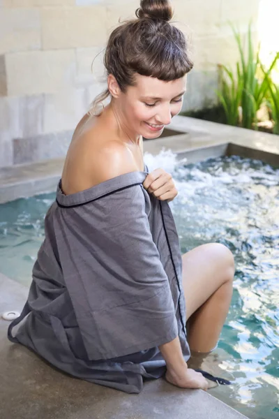 Een Dag Spa Ontspannen Hot Tub — Stockfoto