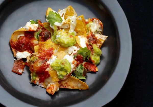 Nachos Sýrem Guacamole — Stock fotografie