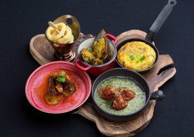 İspanyol geleneksel yemeği görüntüsünü