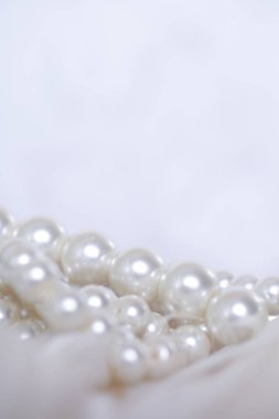 İnci ve tüyler, romantik ile boş alanı kurmak