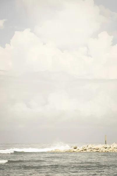 Vackra Seascape Blå Himmel — Stockfoto