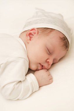 Yeni doğan bebek uyku portresi