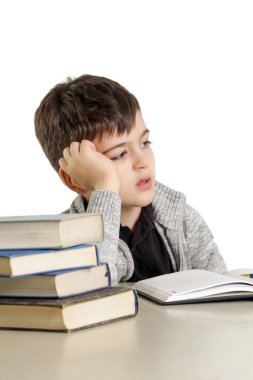 Stüdyo portre ödevlerine mücadele - zorluklar kavram öğrenme genç çocuğun