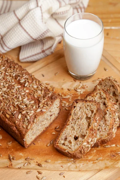 Homemade Fresh Baked Bread Glass Milk — Stock Photo, Image